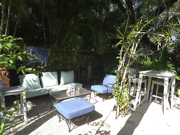 1705 SW 14th St — Photo 13