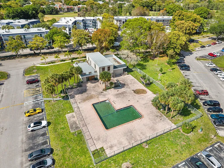 8000 Lagos De Campo Blvd #A-307 — Photo 36
