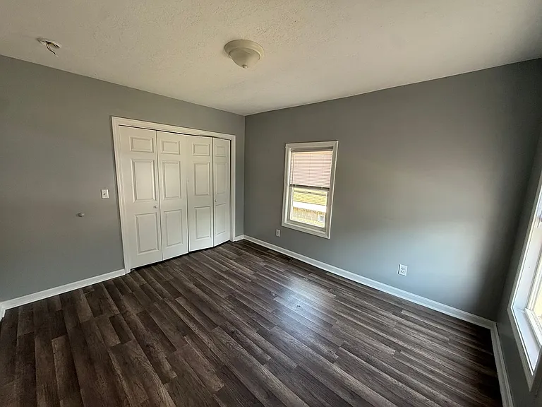 22 Burr St — Photo 15