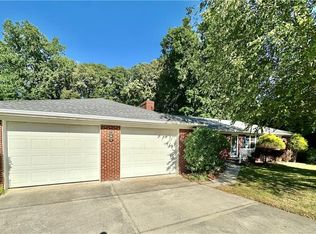 5311 Adrian Rd, Jamestown, NC 27282