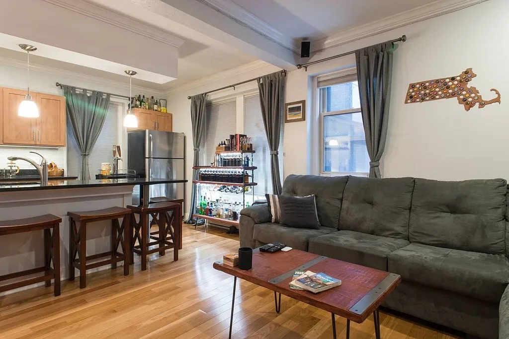 1 bed, 9999 sqft, $2,700 — Photo 1