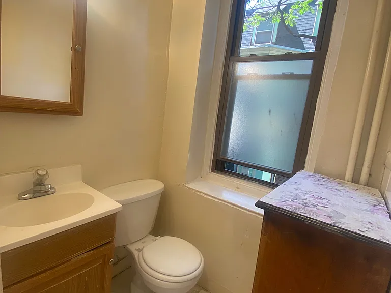 1100 S 46th St #2A — Photo 15