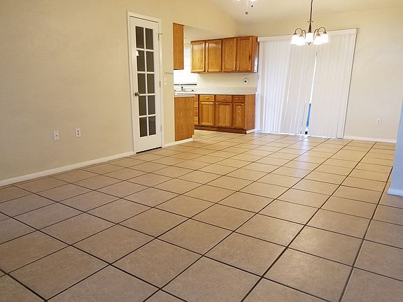 2nd image of 4754 Mallard Dr