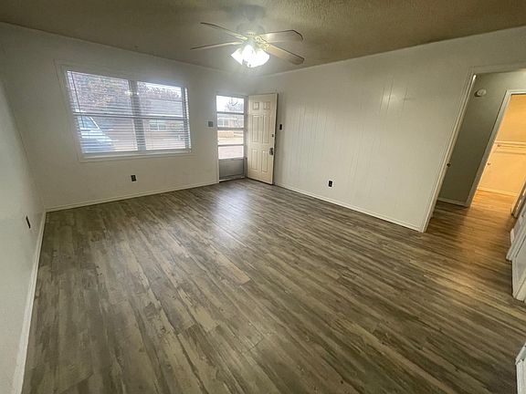 4th image of 2308 74th St #B-2
