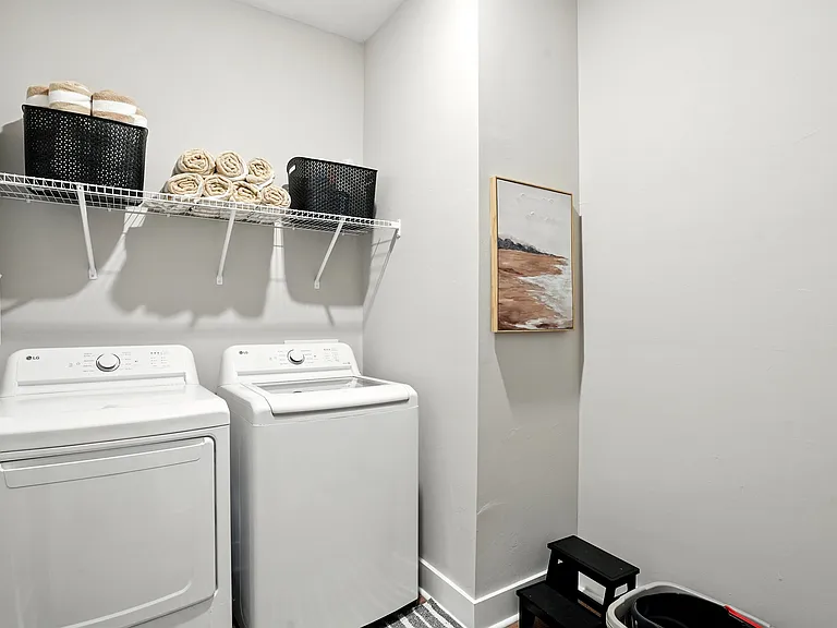 4226 SW 13th Ave — Photo 36