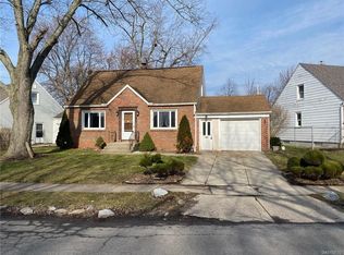 50 Kendale Rd, Buffalo, NY 14215