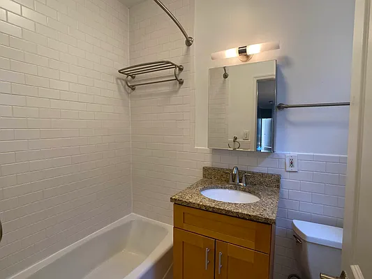 Rented by Tourma Realty LLC | media 27