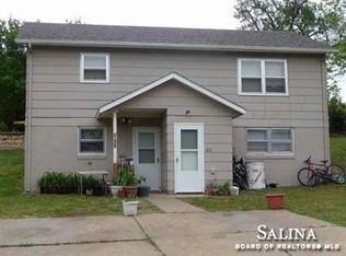 303 N Blake St, Ellsworth, KS 67439