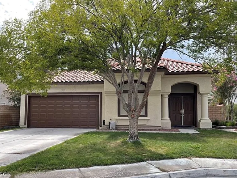 4711 San Palo Way — Photo 1