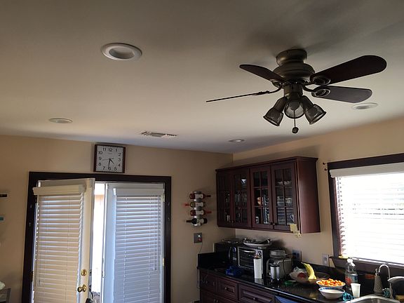 3rd image of 8713 Wakefield Ave