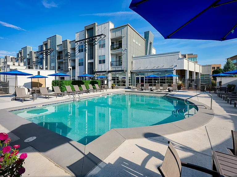Arista Flats — Photo 18