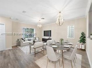 16225 Emerald Cove Rd, Fort Lauderdale, FL 33331