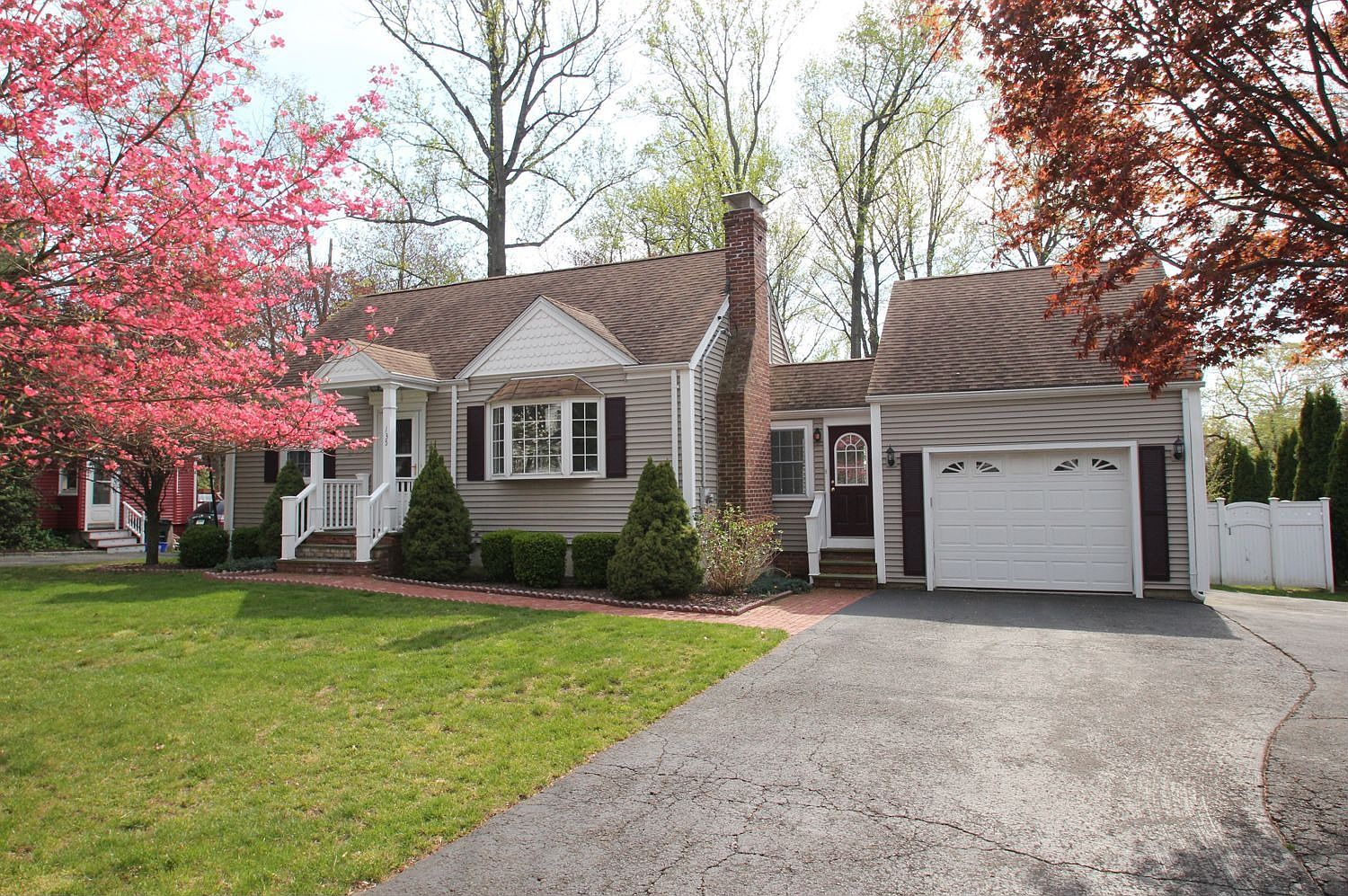 135 Woodridge Ave, Fairfield, CT 06825 Zillow