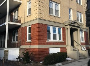 296 Washington St APT 1, Salem, MA 01970