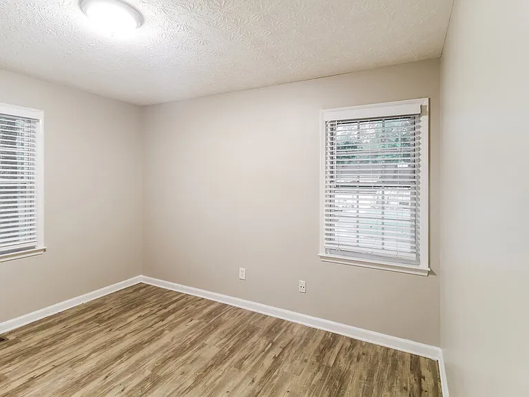 2495 Zane Dr SW — Photo 13