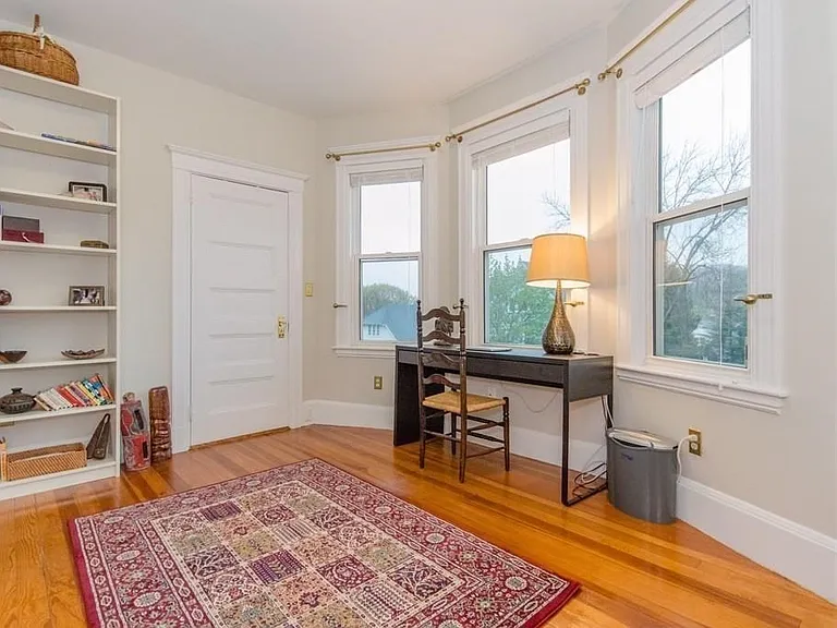 16 Primrose St #2 — Photo 7
