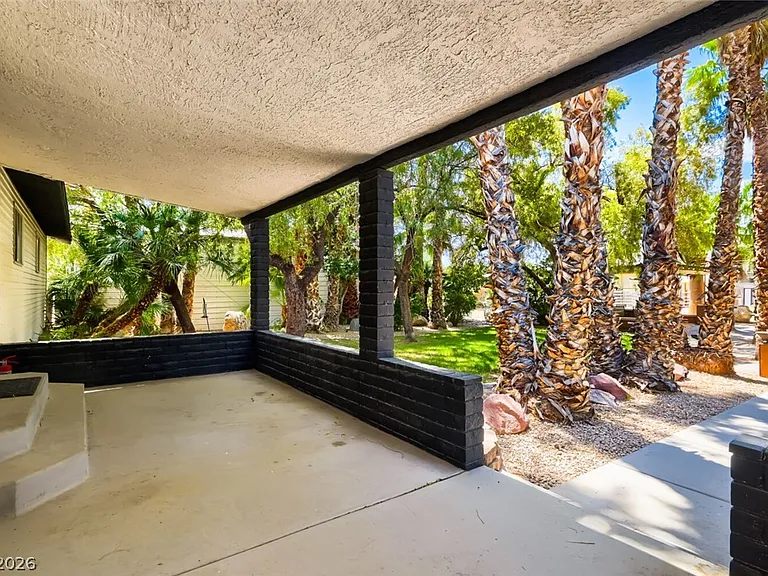 5631 Gilbert Ln — Photo 21