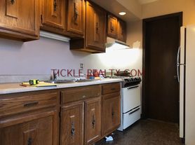 213-215-217 Meigs Street