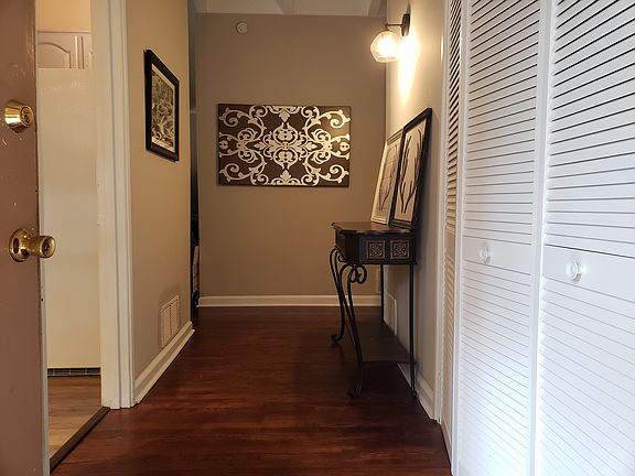 2nd image of 3539 Raymond Dr