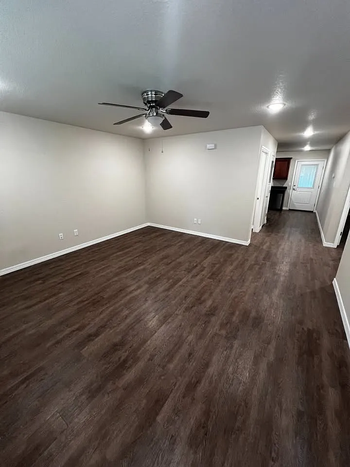 2 bed, $850 — Photo 3