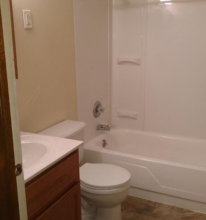 1st image of 628 Ash St APT 51