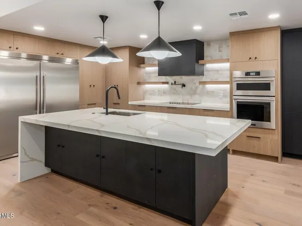 8705 E Monterosa Avenue, Scottsdale, AZ 85251