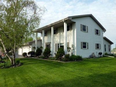 W359N5163 Crestview Dr, Oconomowoc, WI, 53066