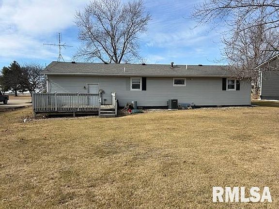 2nd image of 402 S Stockdale Ln