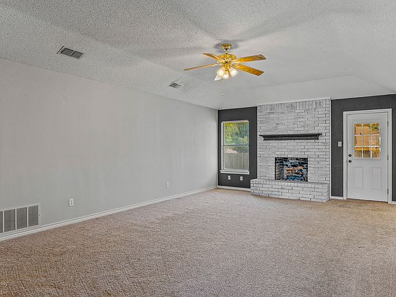 2nd image of 124 Ben Hogan Dr