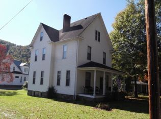 2 Wyandotte Ave W, Big Stone Gap, VA 24219