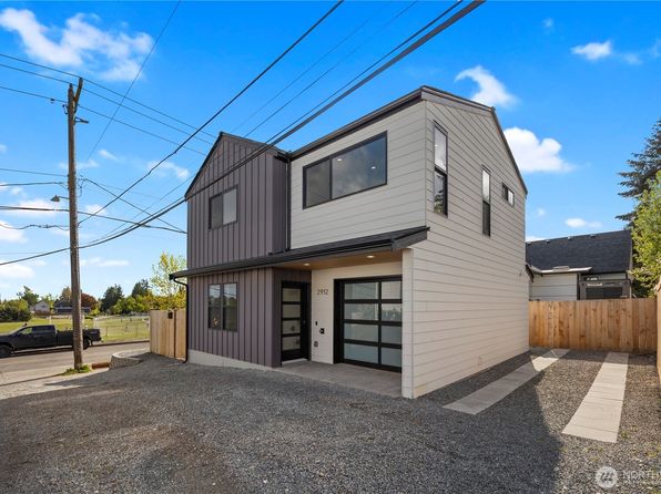 2912 SW Thistle ST UNIT B, Seattle, WA 98126