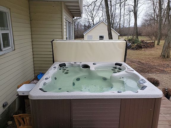 5th image of 19N590 Lundstrom Ln