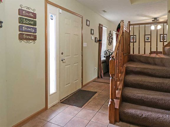 2nd image of 1125 Hornbeam Cir E