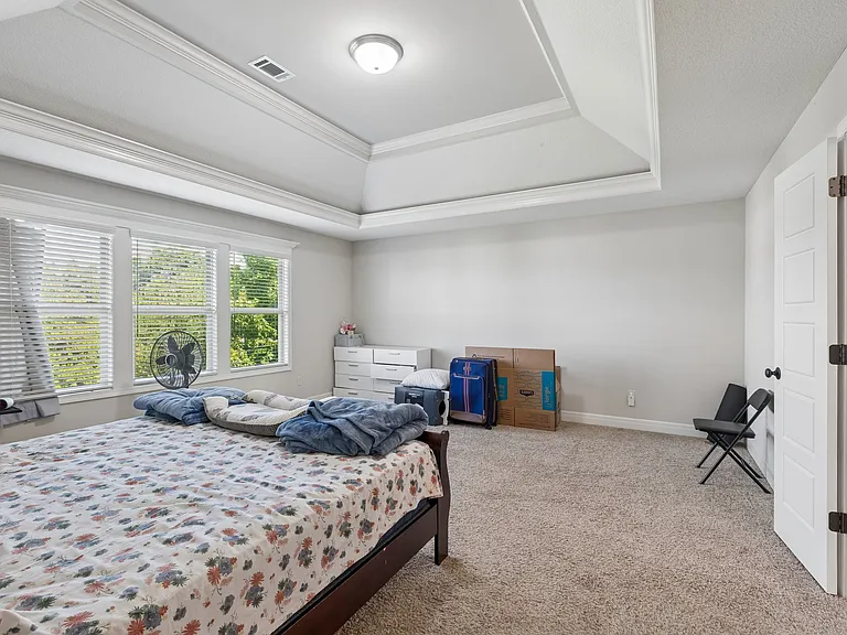 16324 Farley St — Photo 27