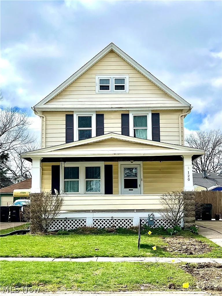 120 Longford Ave photo 1