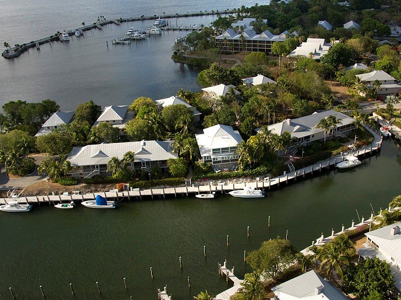 2nd image of 20 Island Dr #20