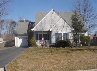 124 Bowline Rd, Manahawkin, NJ 08050
