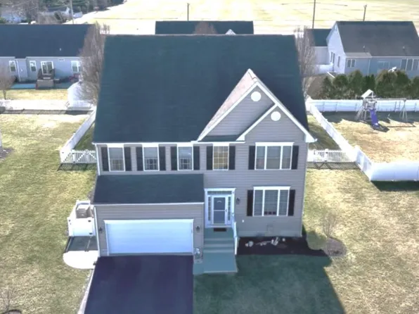 102 Marlin Ct, Milford, DE 19963
