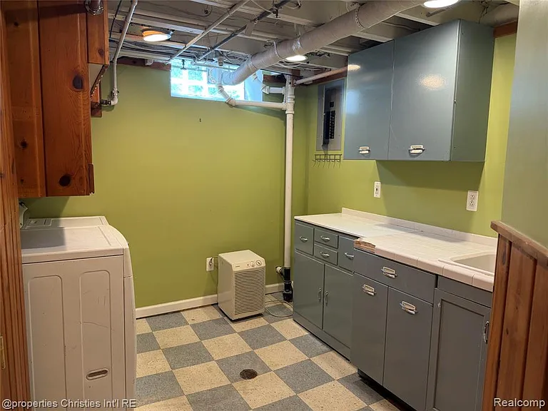 16982 Dunblaine Ave — Photo 23