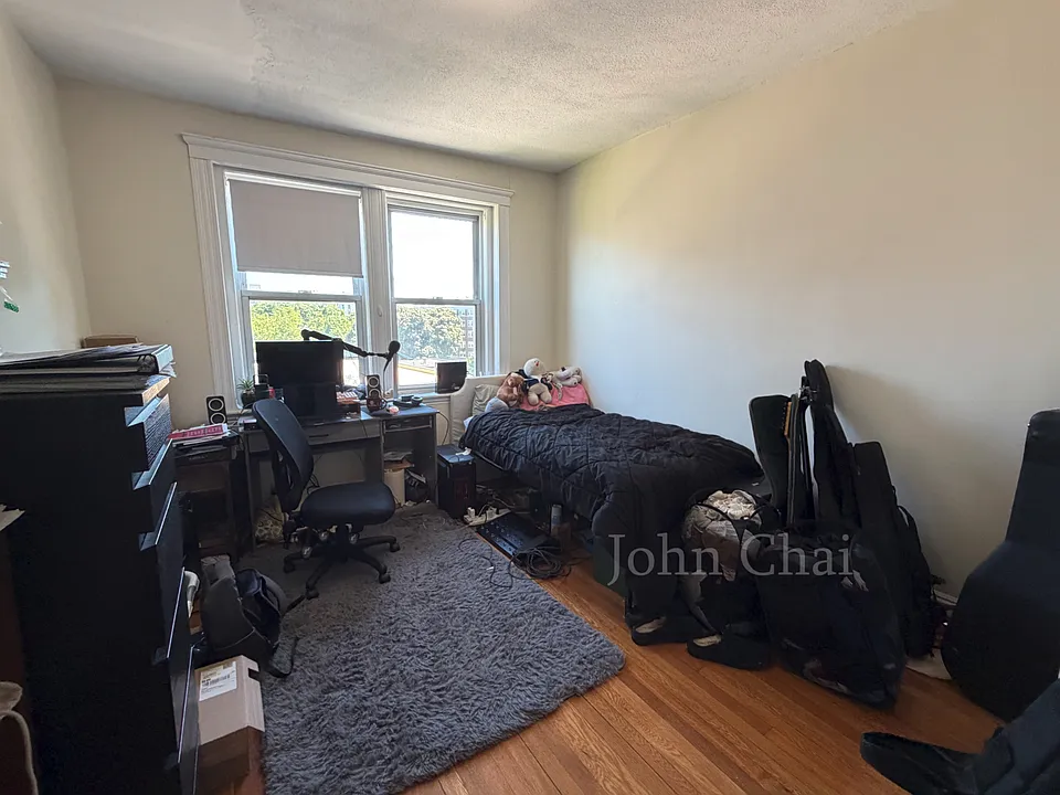 1626 Commonwealth Ave #17