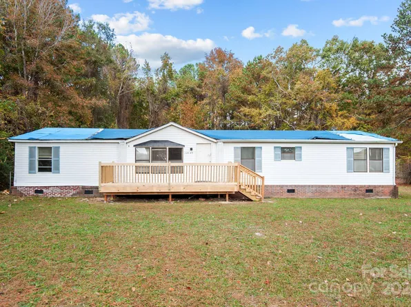 24640 State Highway 561, Enfield, NC 27823
