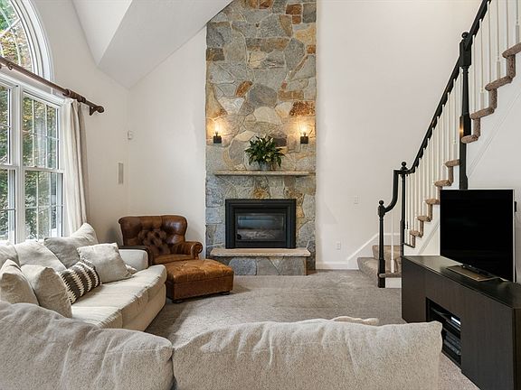 3rd image of 74 Grist Mill Rd