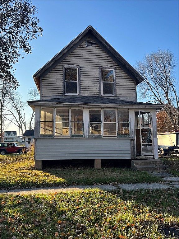 1502 6th Ave, Belle Plaine, IA 52208 Zillow