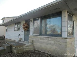 487 E Independence Ave, Jacksonville, IL 62650