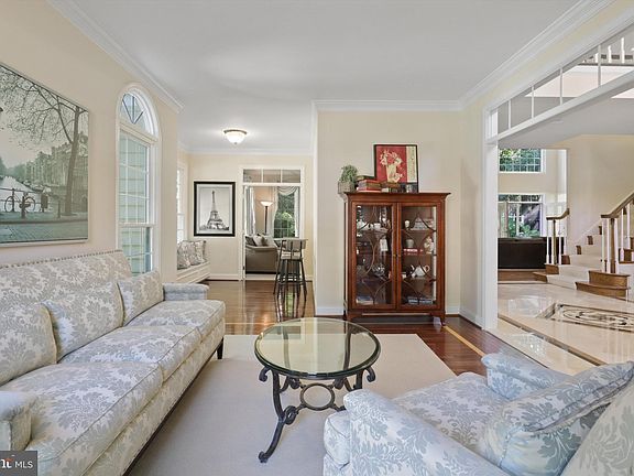 5th image of 9419 Braymore Cir