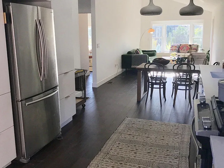 337 Marie Ave — Photo 4