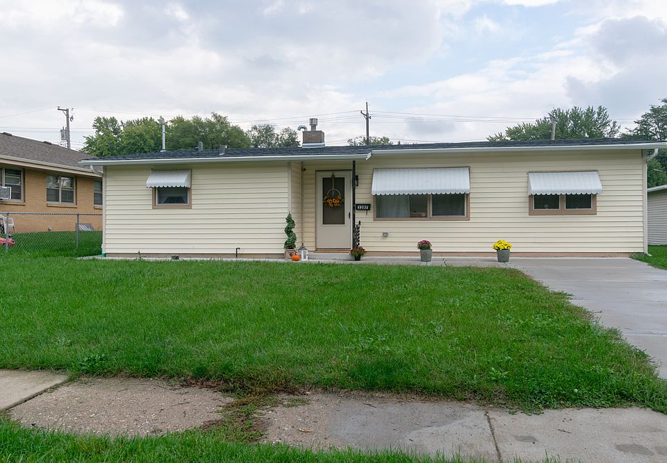1st image of 3207 Darwood Dr