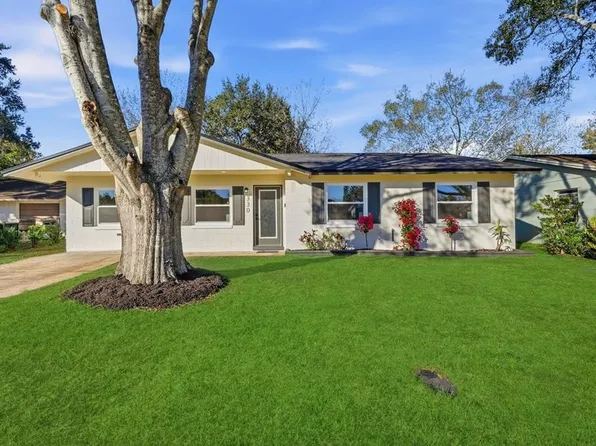 330 Montana Ave, Saint Cloud, FL 34769