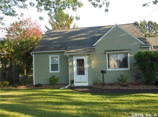 10 Wyncrest Dr, East Syracuse, NY 13057