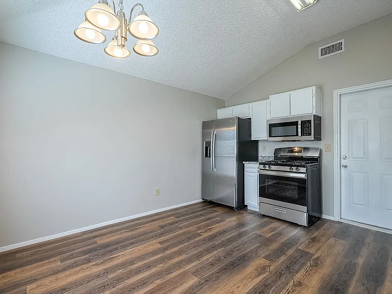 5210 Russelville Rd — Photo 7